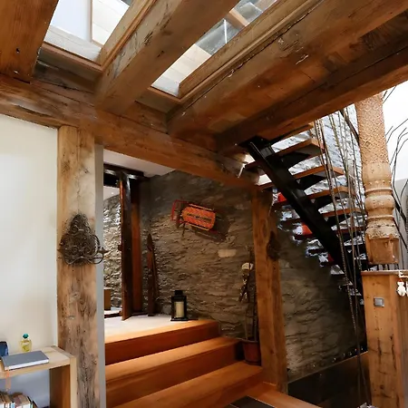 木屋 Nevala Saint-André